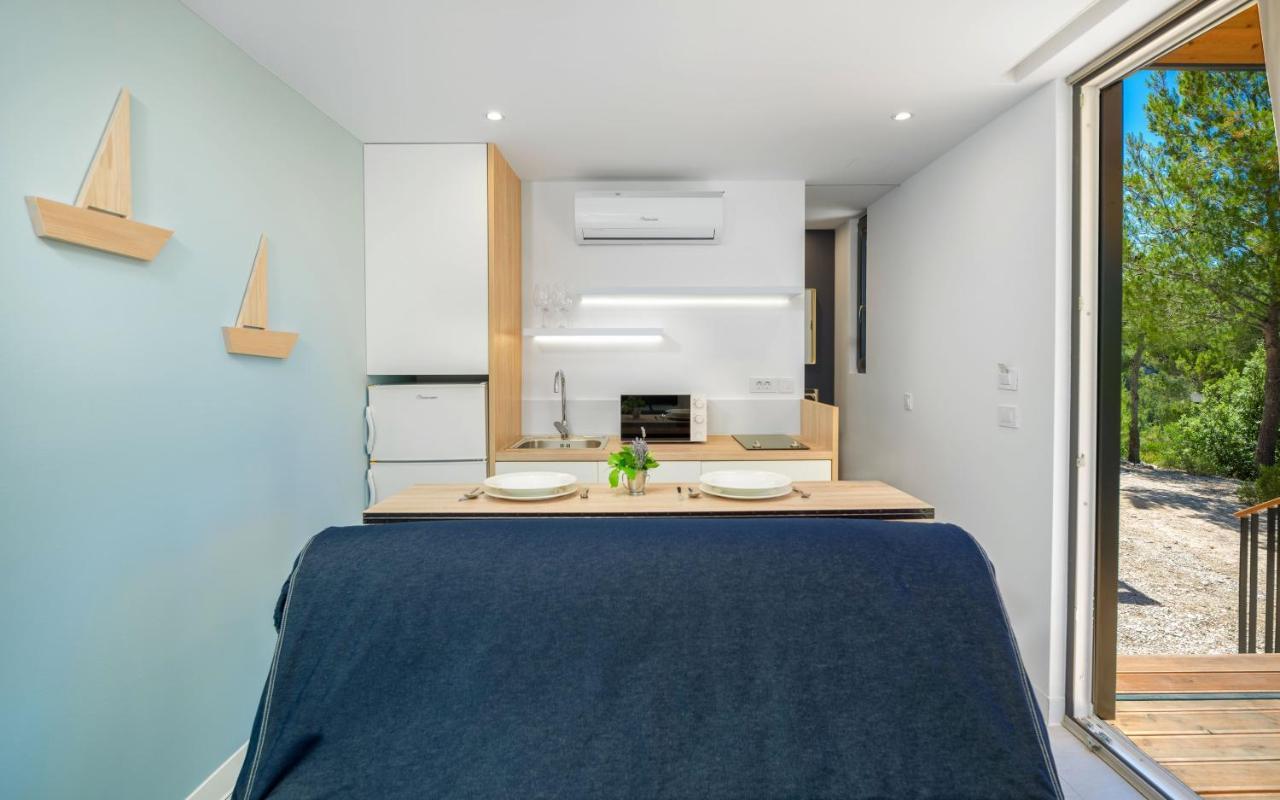 Kamp Vira Mobile Homes Hvar Town Exterior photo
