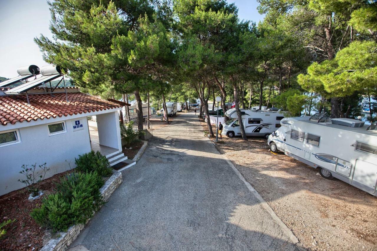 Kamp Vira Mobile Homes Hvar Town Exterior photo